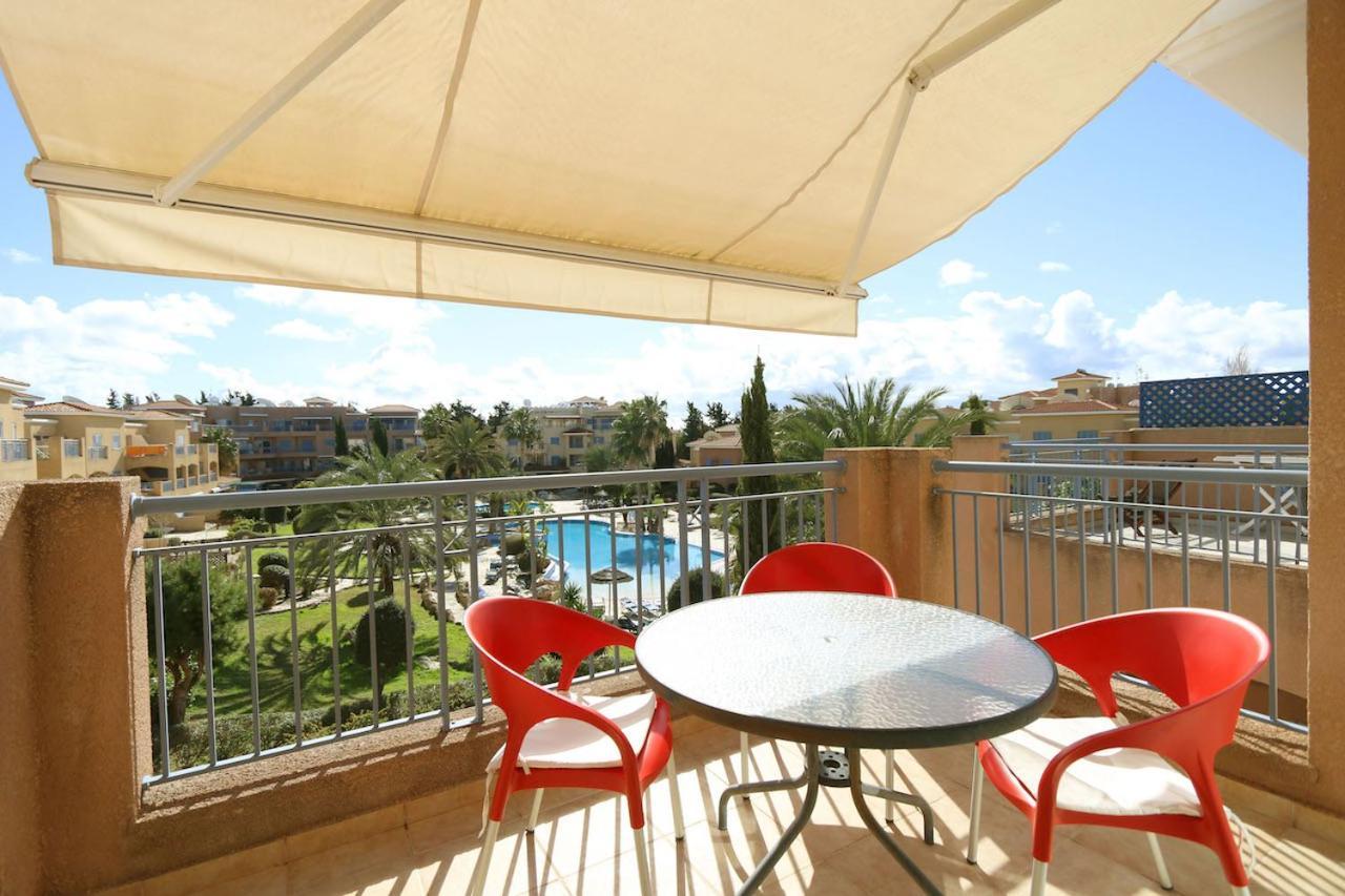 Ferienwohnung Limnaria Gardens B Paphos Exterior foto